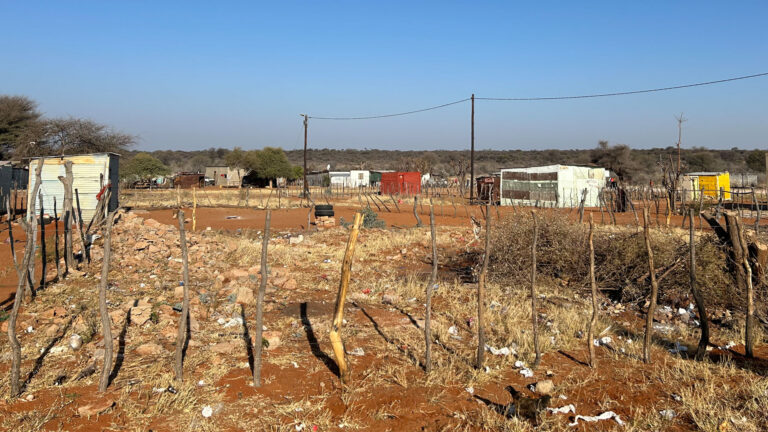 Namibia_drought_feat